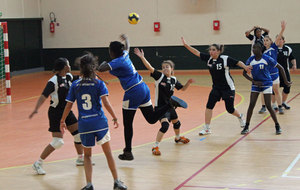 50b314263ba55_Seniors-Filles-2-vs-Bagneux.jpg